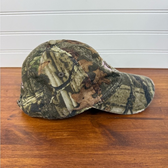 Mossy Oak women’s camo & pink graphic baseball hat. One size fits most. - Picture 5 of 6
